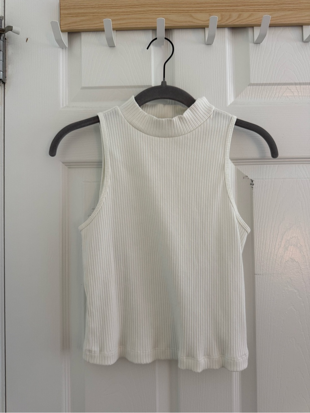 Old Navy White Ribbed Mock Neck Tank